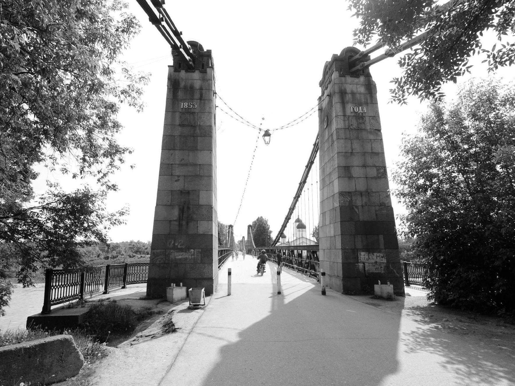 Мост через реку на дороге в Псков историческая фотография